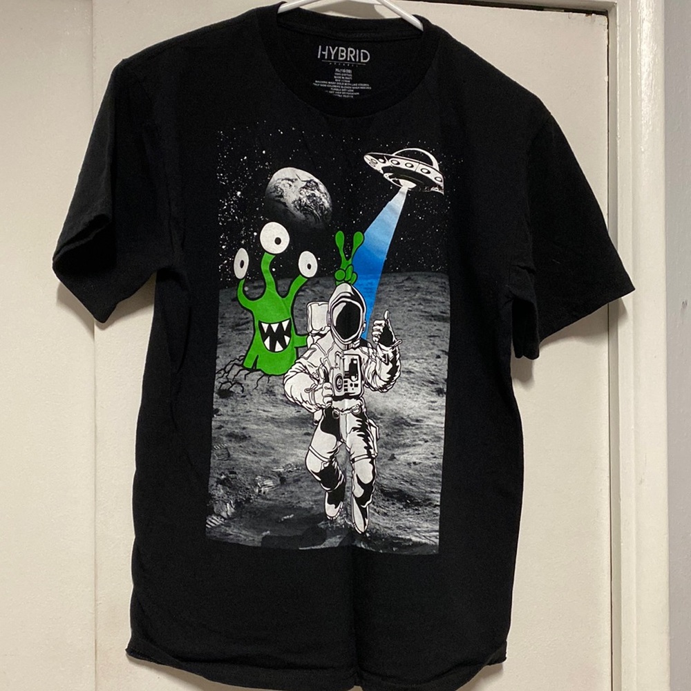 Hybrid boy’s shirt.